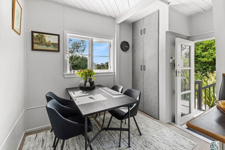 Photo of property in 143 Wairere Road, Waitakere, Henderson, 0782
