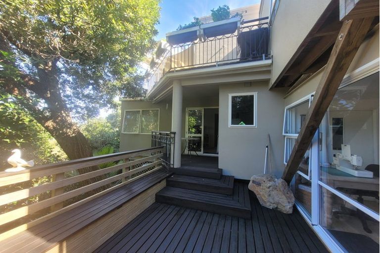 Photo of property in 2/11a Prospect Terrace, Milford, Auckland, 0620
