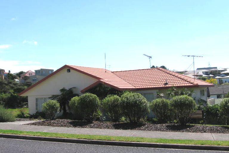 Photo of property in 93 Glenvar Road, Torbay, Auckland, 0630