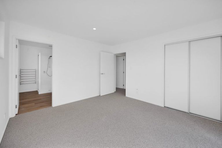 Photo of property in 72 Turuturu Road, Hawera, 4674