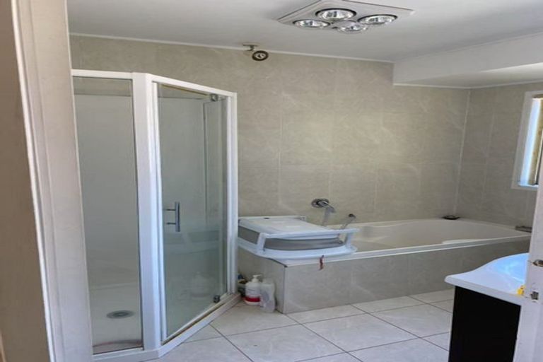 Photo of property in 4 Bramley Drive, Farm Cove, Auckland, 2012