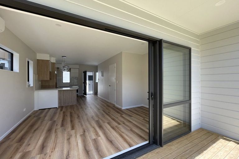 Photo of property in 6/10 Newington Road, Henderson, Auckland, 0612