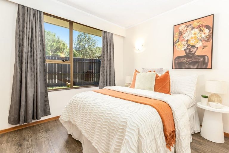 Photo of property in 31 Longitude Place, Whitby, Porirua, 5024