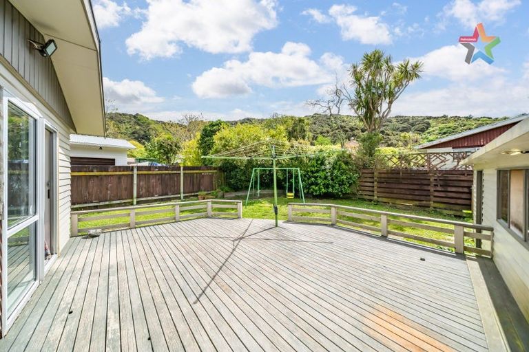 Photo of property in 6 Kendal Grove, Wainuiomata, Lower Hutt, 5014