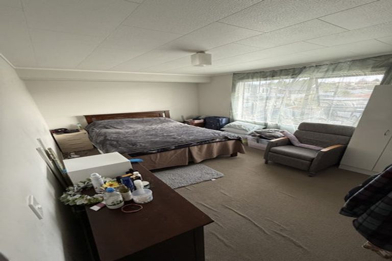 Photo of property in 46 Lilburn Crescent, Massey, Auckland, 0614