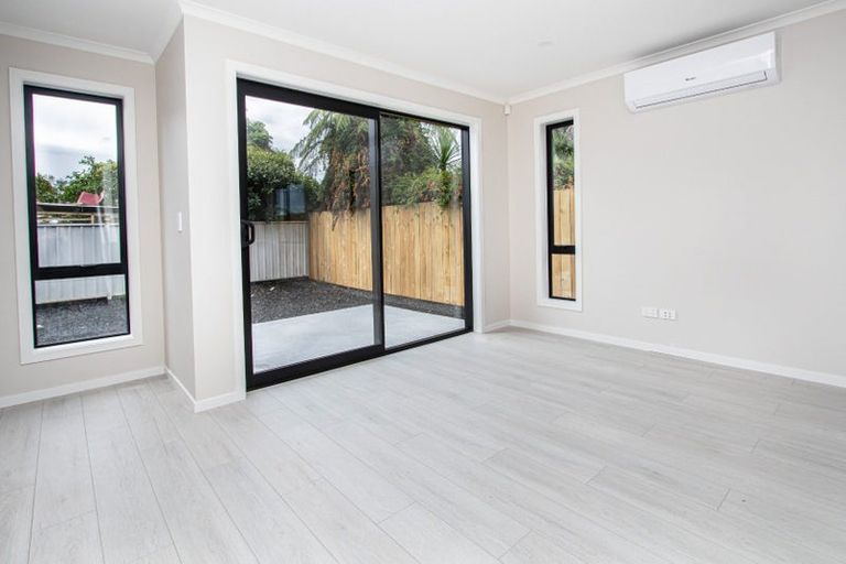 Photo of property in 1u2 Splitt Avenue, Glenview, Hamilton, 3206