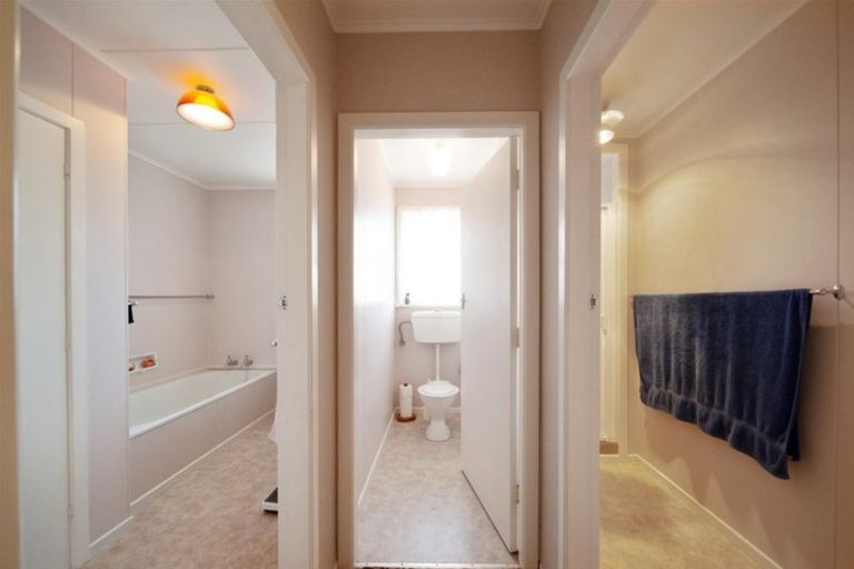 Photo of property in 9 Ropata Street, Hawera, 4610