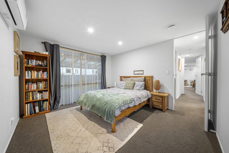 Photo of property in 410 Swanson Road, Ranui, Auckland, 0612
