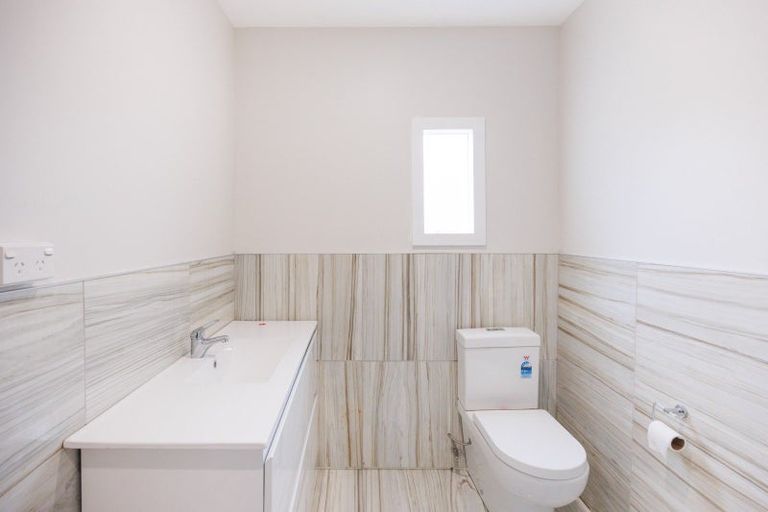 Photo of property in 972 Tremaine Avenue, Roslyn, Palmerston North, 4414