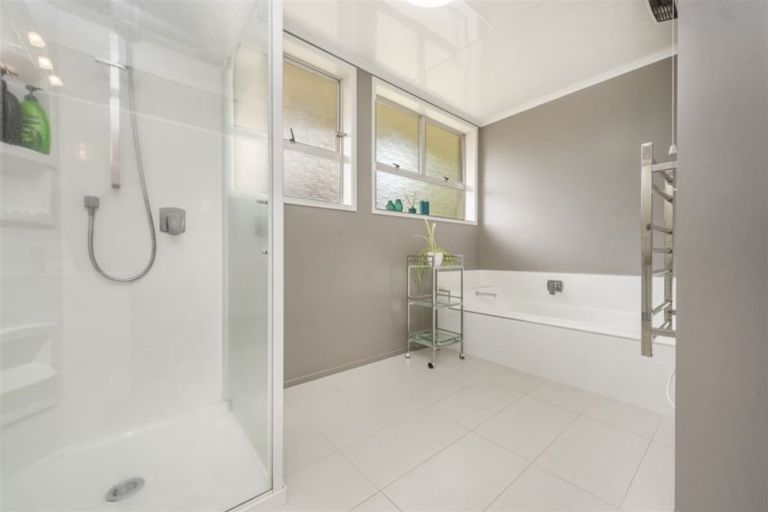 Photo of property in 63 Casey Avenue, Fairfield, Hamilton, 3214