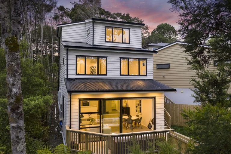 Photo of property in 15d/4 Verran Road, Birkenhead, Auckland, 0626