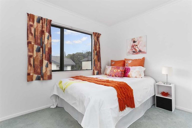 Photo of property in 6/2 Arawa Street, New Lynn, Auckland, 0600
