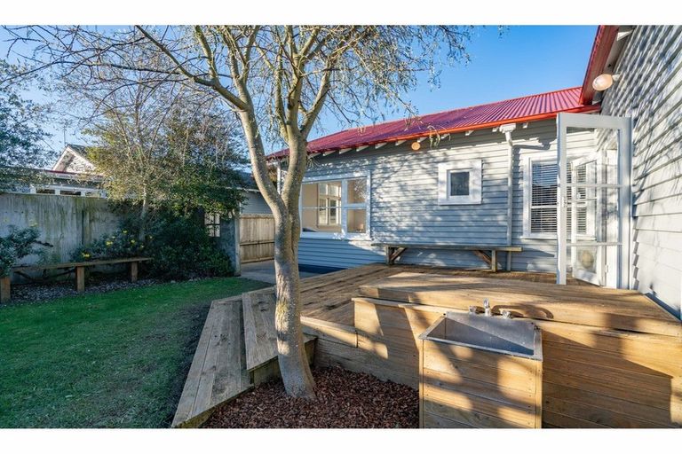 Photo of property in 35 Nicholls Street, Richmond, Christchurch, 8013