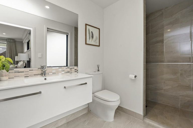 Photo of property in 131 Saint Kilda Road, Cambridge, 3434