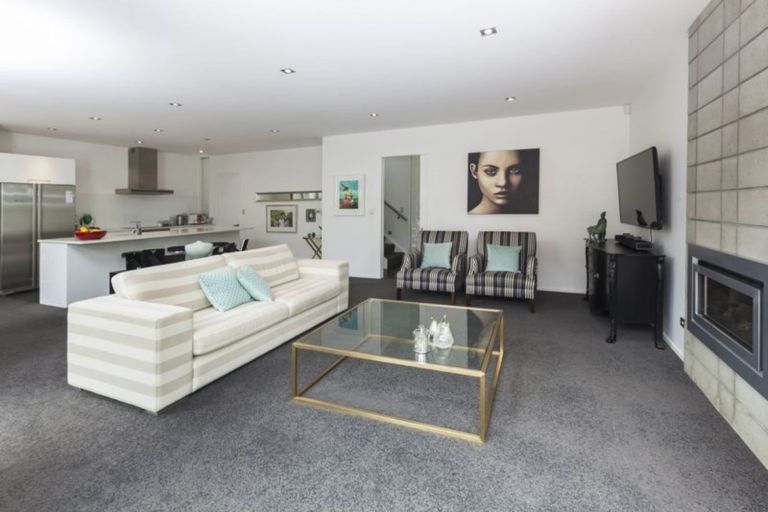 Photo of property in 34 Kilmarnock Street, Riccarton, Christchurch, 8011