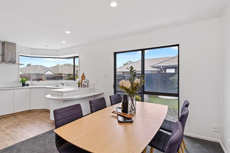Photo of property in 14 Innisfree Place, Northwood, Christchurch, 8051