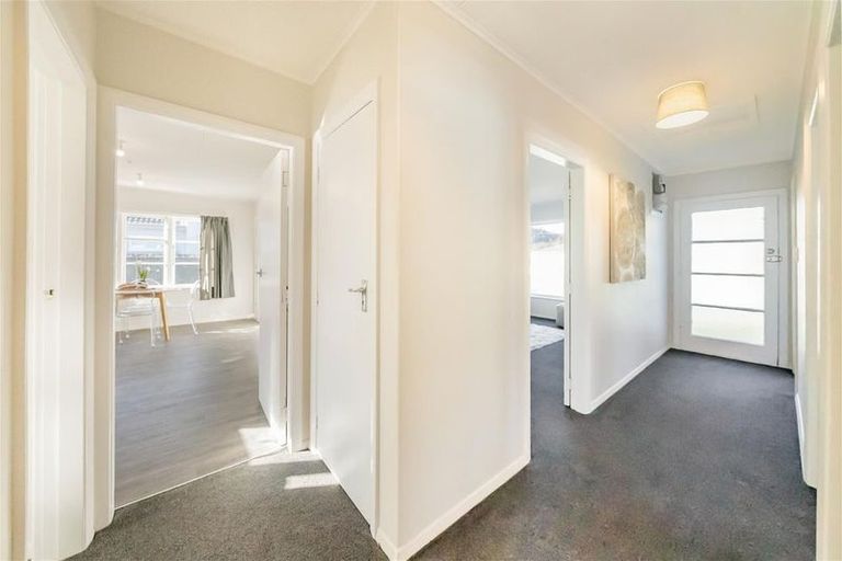 Photo of property in 6 Russell Road, Wainuiomata, Lower Hutt, 5014