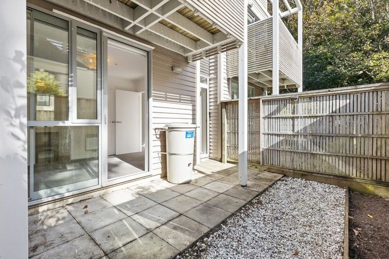 Photo of property in 26 Wright Street, Mount Cook, Wellington, 6021