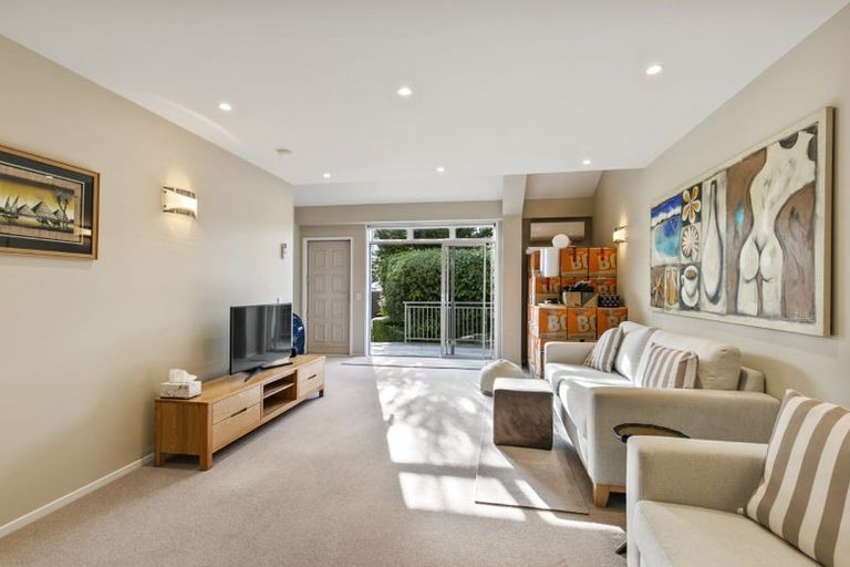 Photo of property in 3a Allington Road, Karori, Wellington, 6012