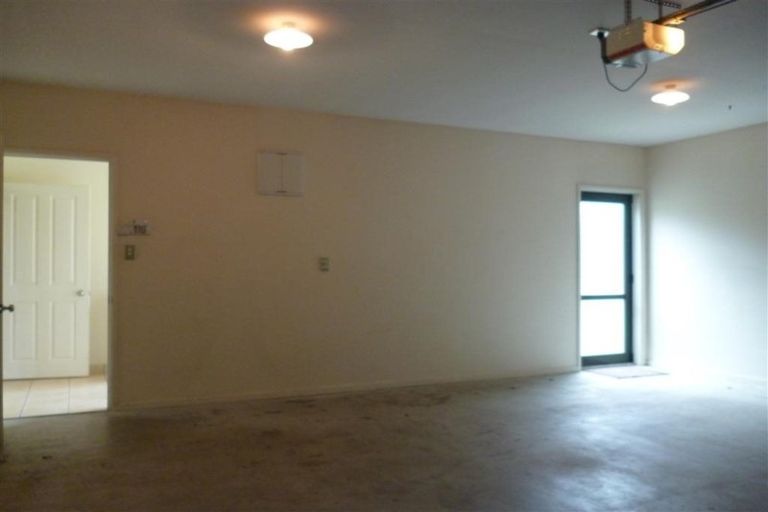 Photo of property in 3 Limes Avenue, Parklands, Christchurch, 8083