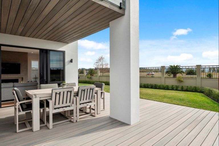Photo of property in 74 Pelorus Avenue, Poraiti, Napier, 4112