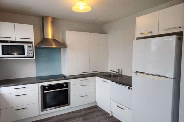 Photo of property in 8/73 Clare Road, St Albans, Christchurch, 8014