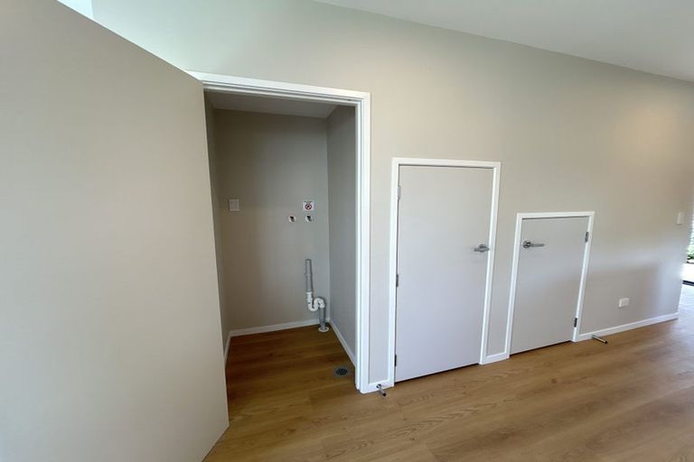 Photo of property in 41 Whati Lane, Henderson, Auckland, 0612