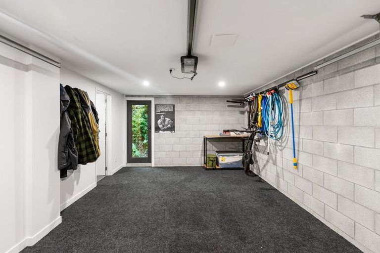 Photo of property in 1/18 Oriental Terrace, Oriental Bay, Wellington, 6011