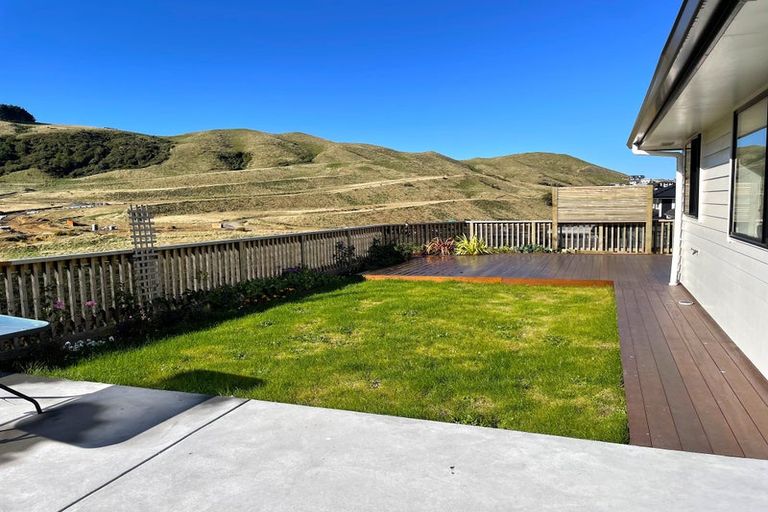 Photo of property in 104 Melksham Drive, Churton Park, Wellington, 6037