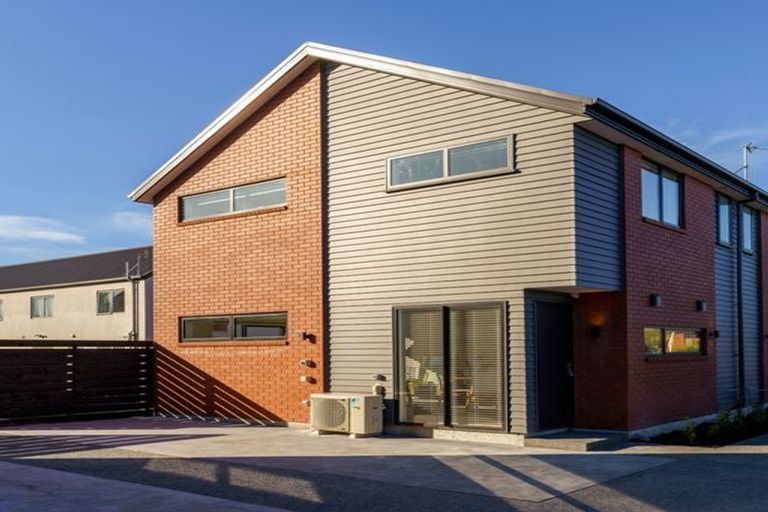 Photo of property in 28 Bowen Street, Upper Riccarton, Christchurch, 8041