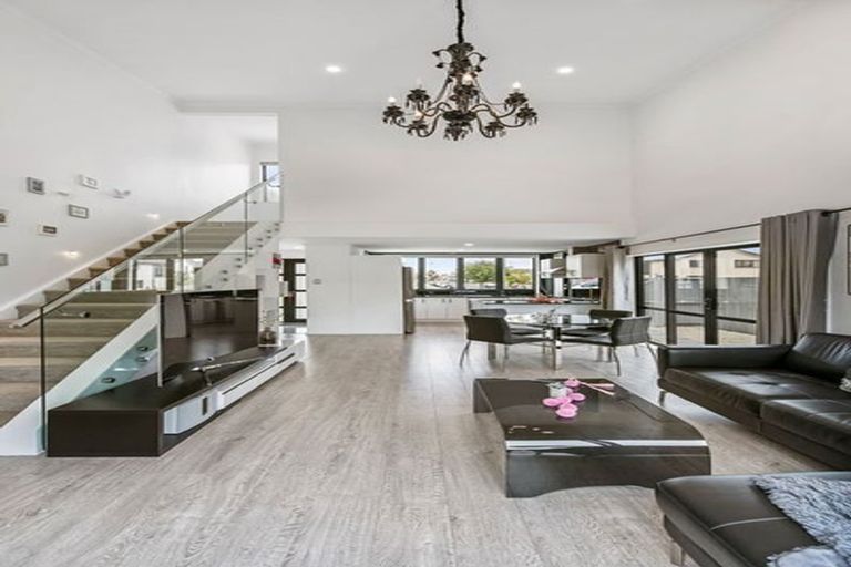 Photo of property in 23 Matata Drive, Takanini, 2112