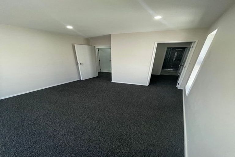 Photo of property in 105 Great South Road, Manurewa, Auckland, 2102