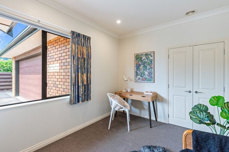 Photo of property in 84 Kapanui Road, Waikanae, 5036