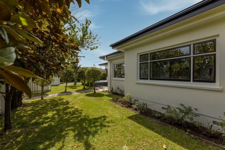 Photo of property in 31 Prossers Road, Saint Martins, Christchurch, 8022