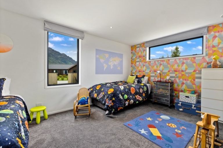Photo of property in 44 Mckellar Drive, Jacks Point, Queenstown, 9371