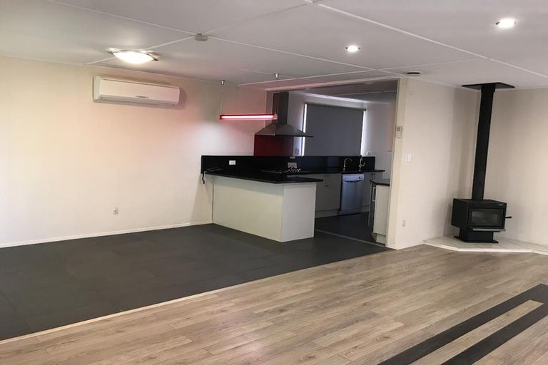 Photo of property in 7 Mataura Grove, Wainuiomata, Lower Hutt, 5014