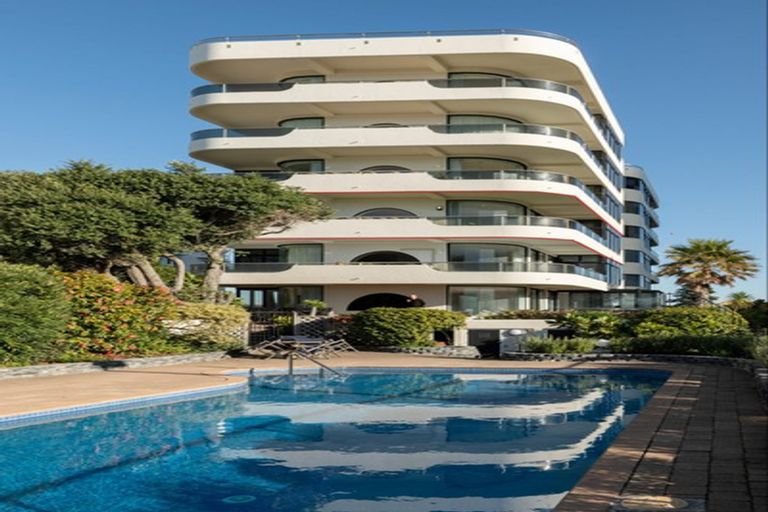 Photo of property in 21 Maunganui Road, Mount Maunganui, 3116