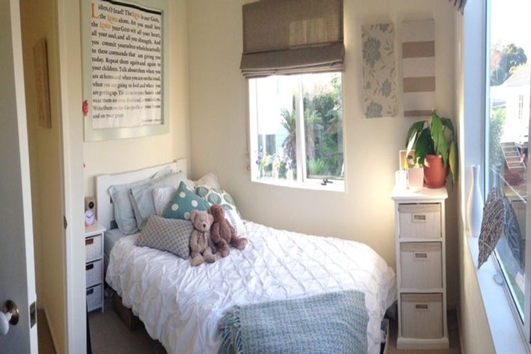 Photo of property in 4/56 Youngs Road, Papakura, 2110