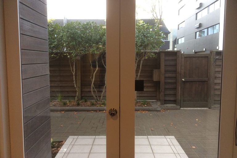 Photo of property in 3/44 Peterborough Street, Christchurch Central, Christchurch, 8013