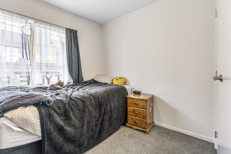 Photo of property in 2/121 Gardner Avenue, New Lynn, Auckland, 0600