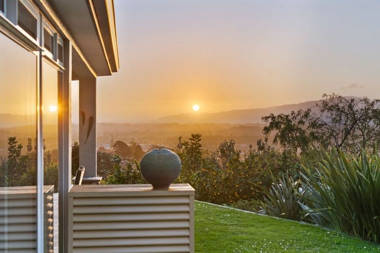 Photo of property in 35 Kotare Street, Hilltop, Taupo, 3330