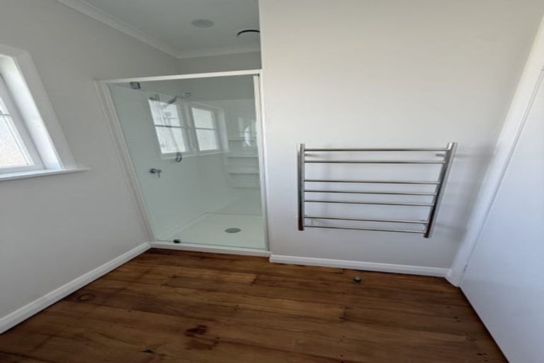 Photo of property in 65 Clarkin Road, Fairfield, Hamilton, 3214