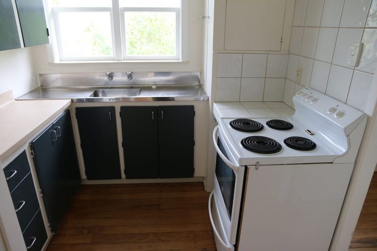 Photo of property in 1/15 Tavern Road, Silverdale, 0932