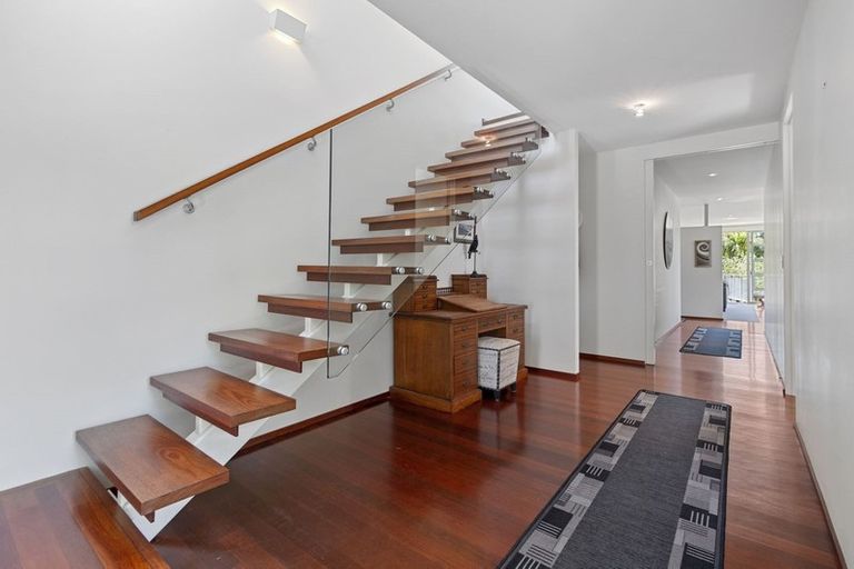 Photo of property in 20a Mount Avenue, Pauanui, Hikuai, 3579