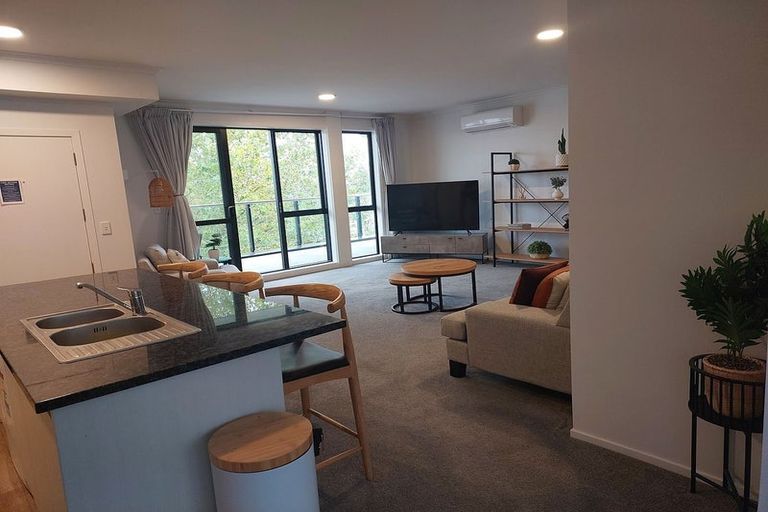 Photo of property in 3/11 Carlos Drive, Flat Bush, Auckland, 2016