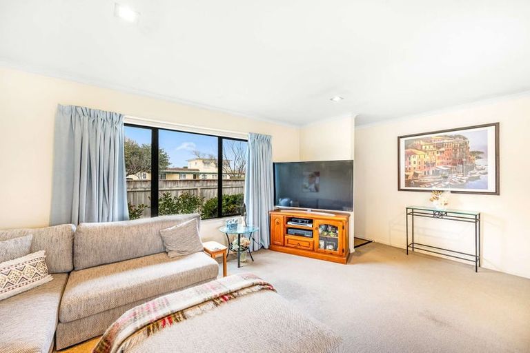 Photo of property in 800 Princes Street, Parkvale, Hastings, 4122