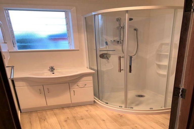 Photo of property in 19 Princess Street, Te Puke, 3119