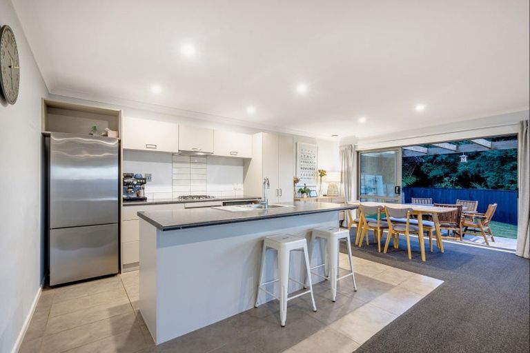 Photo of property in 14 Gennaker Lane, Whitby, Porirua, 5024