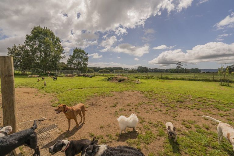 Photo of property in 142a Moewai Road, Whitianga, 3591