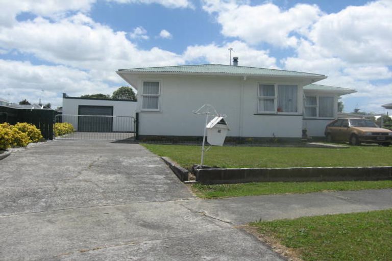Photo of property in 9 Freyberg Street, Feilding, 4702